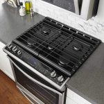 Whirlpool 5.8 cu. ft. GAS Slide-in Vary with Heart Oval Burner in Stainless Metal – WEG745H0FS with $300 Costco Money card – $999 $699